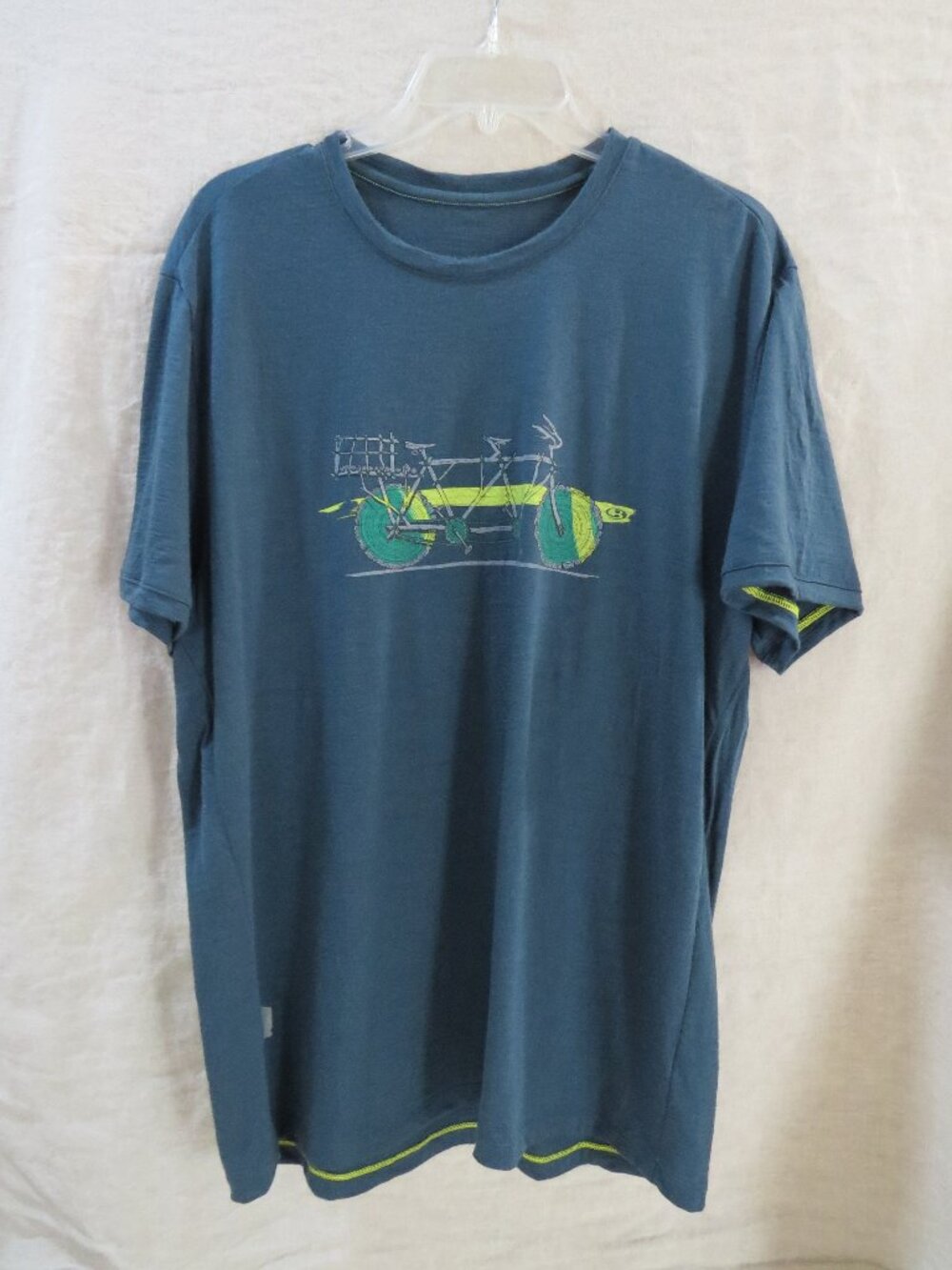 Icebreaker Merino Wool T-Shirt Base Layer Bicycle Graphic Outdoors Green SIZE XL